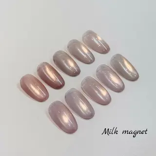 ネイル 【山岡】 ロイヤル•セラピストのネイルデザイン