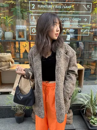 セミロング カラー yurika☁️ 似合わせ｜レイヤーのヘアスタイル