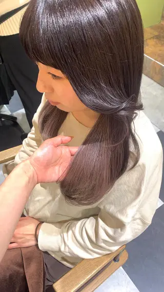 セミロング ブリーチなしダブル/ レイヤーカット 小棹のヘアスタイル