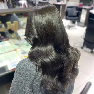 ロング レイヤー×艶髪🤎. 𝜗𝜚hitomiのヘアスタイル