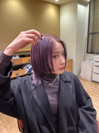 カラー 飯田 愛結のヘアスタイル