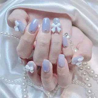 ネイル RAFFINE 月🦋🩵のネイルデザイン