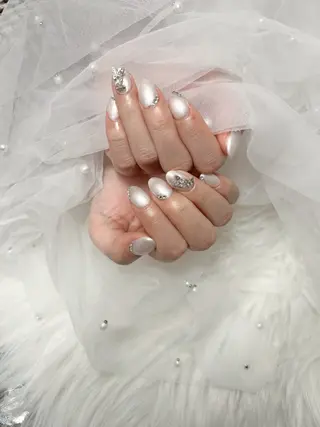 ネイル 🌈 Laule'aのネイルデザイン