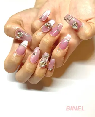 ネイル BINEL REINAのネイルデザイン