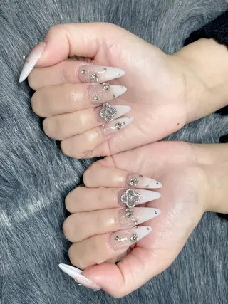セミロング ネイル 《LB》ラブリエ Nail&eyeのマツエク・マツパデザイン