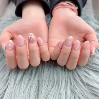 ネイル Bianca立川店 saitoのネイルデザイン