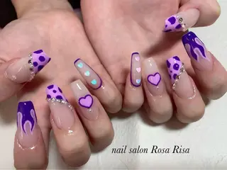 ロング ネイル ネイルスタジオ シェイクユアハンズのネイルデザイン