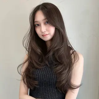 ロング 🌹ハッシュカット、 レイヤー韓国ヘア🌹のヘアスタイル