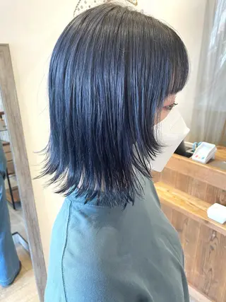 ミディアム カラー 🩰オリーブ/ ベージュ松本咲花🩰のヘアスタイル