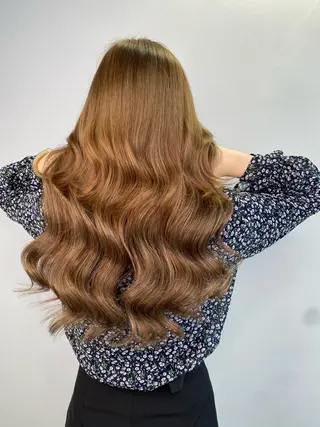 ミディアム 💎馴染むエクステ ×カラーTOMO💎のヘアスタイル