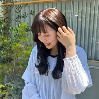 セミロング カラー merc.🌿 友藤鮎那のヘアスタイル