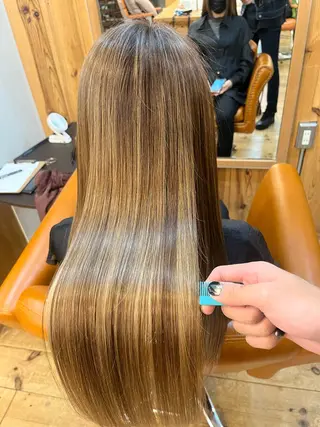 ロング ⚪️髪質改善 縮毛 店長 コウ⚪️のヘアスタイル