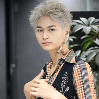 ショート カラー ヘアアレンジ 小林海斗💥フェザー ニュアンスパーマ💥のヘアスタイル