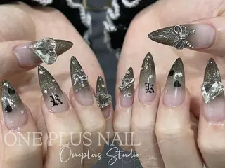 ネイル One Plus Nail Salonのネイルデザイン