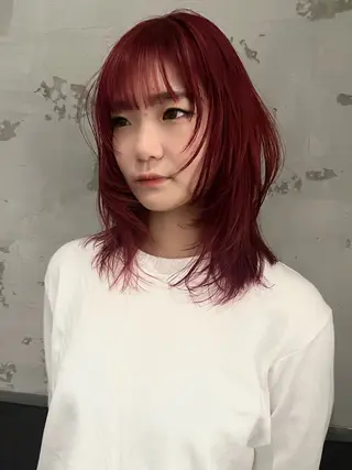 ミディアム 田中 里奈のヘアスタイル
