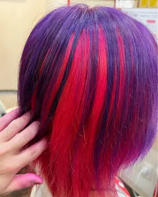 カラー まさき✂︎ブリーチ／ デザインカラーのヘアスタイル