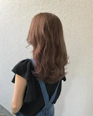 セミロング カラー インナーカラー/天神 ブリーチ/吉田のヘアスタイル