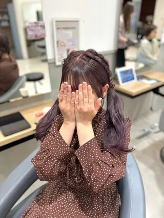 ロング カラー ヘアアレンジ miwa♡暖色カラー 盛れる顔周り.ヘアメのヘアスタイル