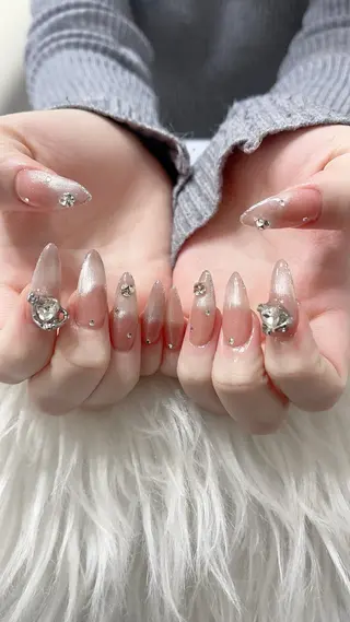 ネイル 菲菲ネイルサロン所属・FF フィフィネイルサロンのネイルデザイン