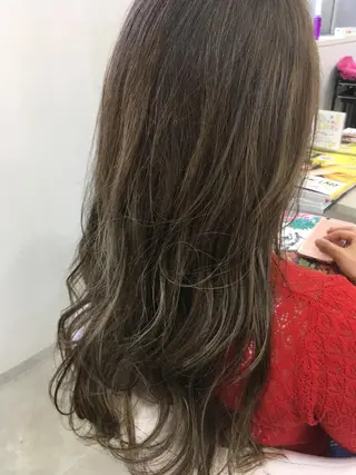 ロング カラー 髪質改善 中川 翔のヘアスタイル