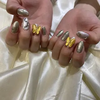 ネイル 西岡 杏のネイルデザイン