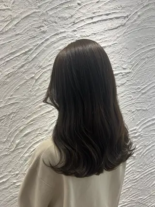 セミロング カラー 🥀韓国ヘア🥀 宮津真菜のヘアスタイル