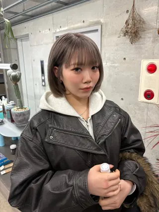 ショート フジイ トワのヘアスタイル