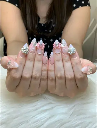 ネイル Cloudy Chan Nailのネイルデザイン