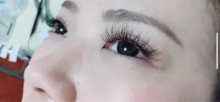 マツエク・マツパ Lily所属・Lily 【yurie】のマツエク・マツパデザイン