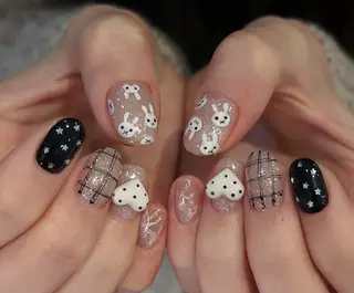 ネイル Pure&Rich Nailのネイルデザイン