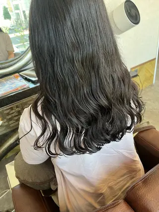 セミロング DILL大通り所属・札幌初コテ巻きパーマ 🍁和田洋🍁のヘアスタイル