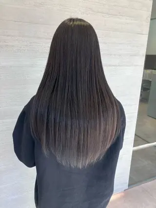 ロング サキ🤍ハイトーン 🩰くびれ巻きヘアのヘアスタイル