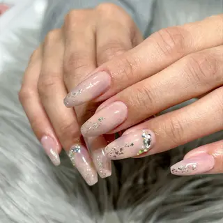 ネイル はあとねいる筑紫口店 Hitomiのネイルデザイン