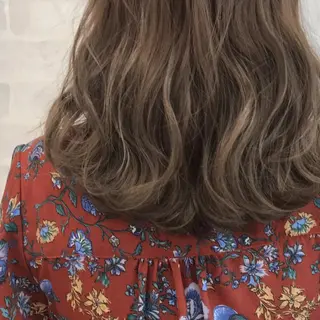 カラー 似合わせ/透明感カラ ー/QUATRO谷口のヘアスタイル