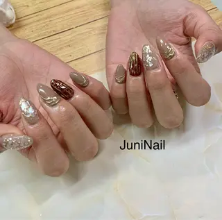 ネイル JuniNail 주니네일🇰🇷suのネイルデザイン