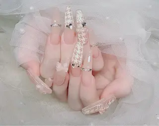 ネイル Meik Nail Salon所属・NaNa🎀 nailのネイルデザイン