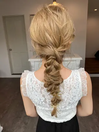 ロング ヘアアレンジ 成松 勇治のヘアスタイル