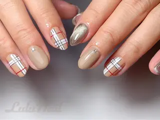 ネイル Lulu Nail所属・藤田 萌のネイルデザイン