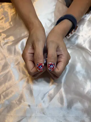 ネイル 濱岡 咲のネイルデザイン