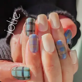 ネイル jolie  ISIHARAのネイルデザイン