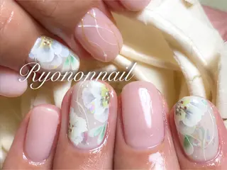 ネイル Ryononnail(リョノンネイル)所属・Ryononnail 上谷典子のネイルデザイン