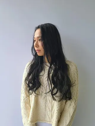 ロング 🎗️髪質改善・美髪 艶髪🥇小西邦生のヘアスタイル