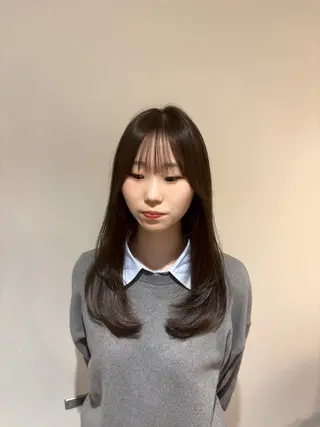 セミロング 美髪✨艶髪✨髪質改善 カラー特化❣️二宮遥のヘアスタイル