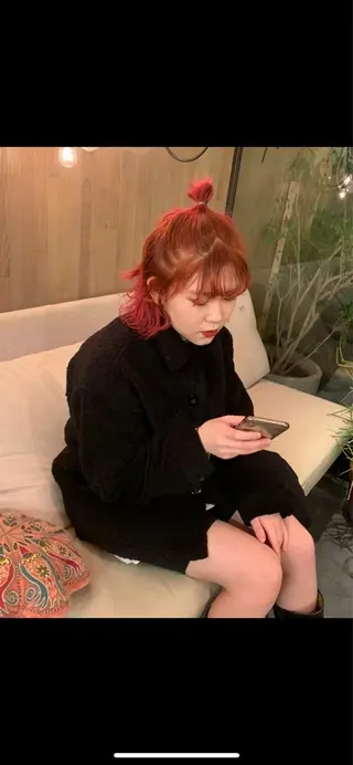 ミディアム カラー パーマ ヘアアレンジ スパイラルパーマ 🌐hina⭐️のヘアスタイル