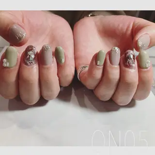 ネイル 園 寛子 （ネイリスト）のネイルデザイン