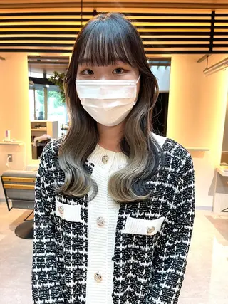 セミロング hyphen《ハイフン》所属・市村 香多のヘアスタイル