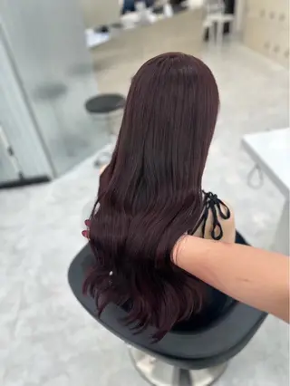 カラー 🤍Mei🤍赤み消 し透明感ツヤカラーのヘアスタイル