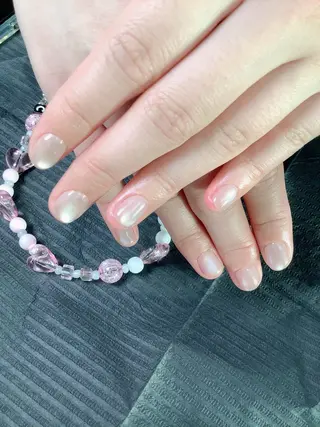 ネイル pink ladyサロン所属・べ にのネイルデザイン