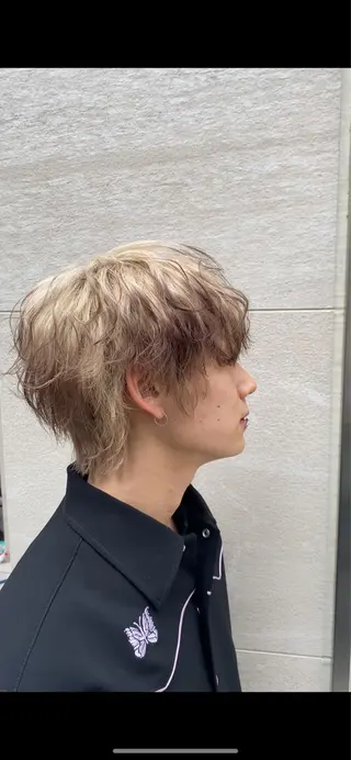 メンズ 透明感ブリーチ/ メンズパーマのヘアスタイル