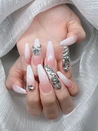 ネイル Lee Nails チップ長さだし専門店のネイルデザイン